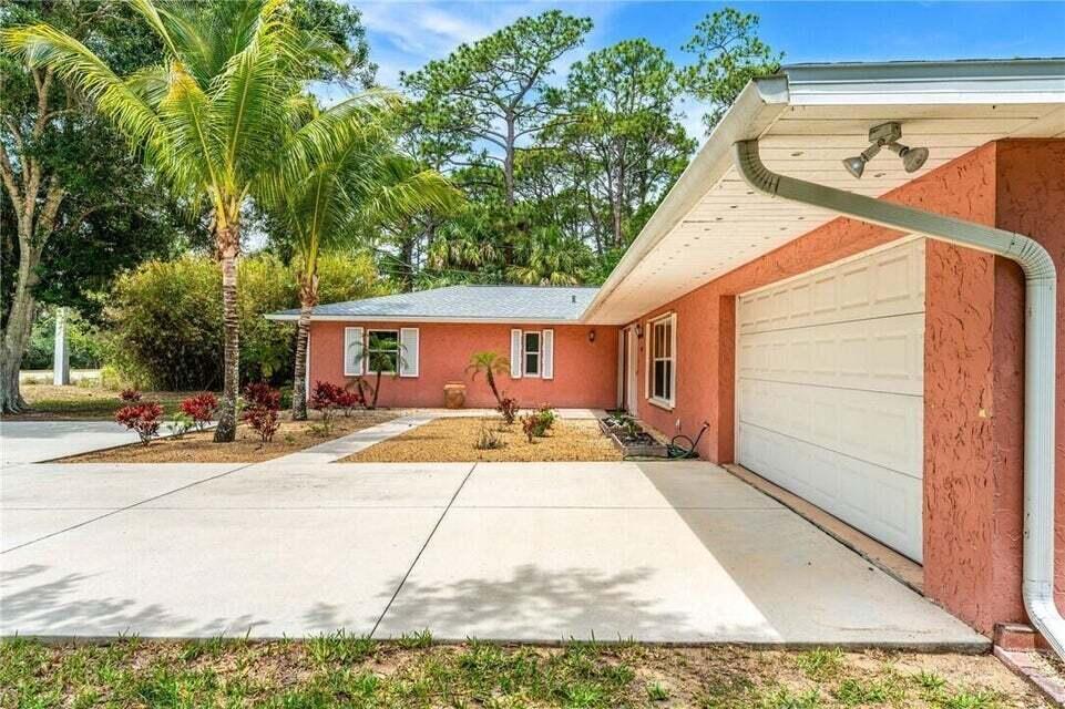 BOBBI J SUBDIVISION - Residential Lease