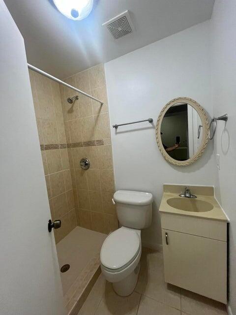 BOBBI J SUBDIVISION - Residential Lease