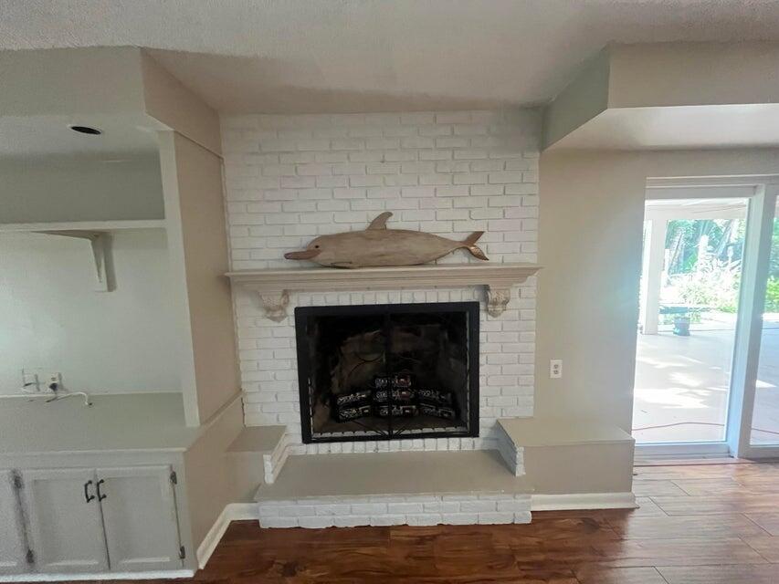 BOBBI J SUBDIVISION - Residential Lease