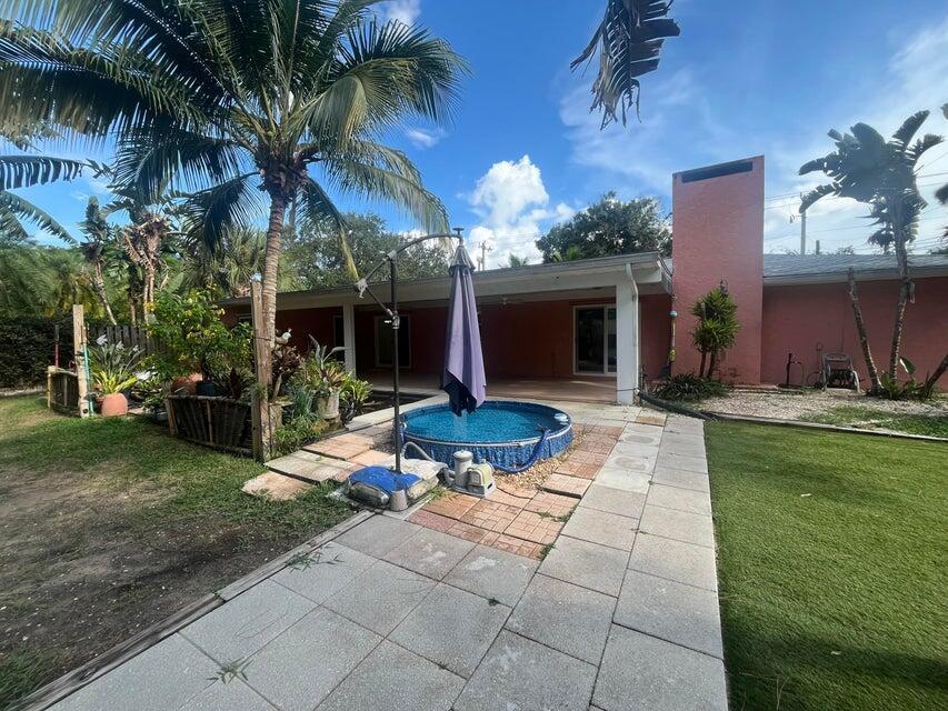 BOBBI J SUBDIVISION - Residential Lease