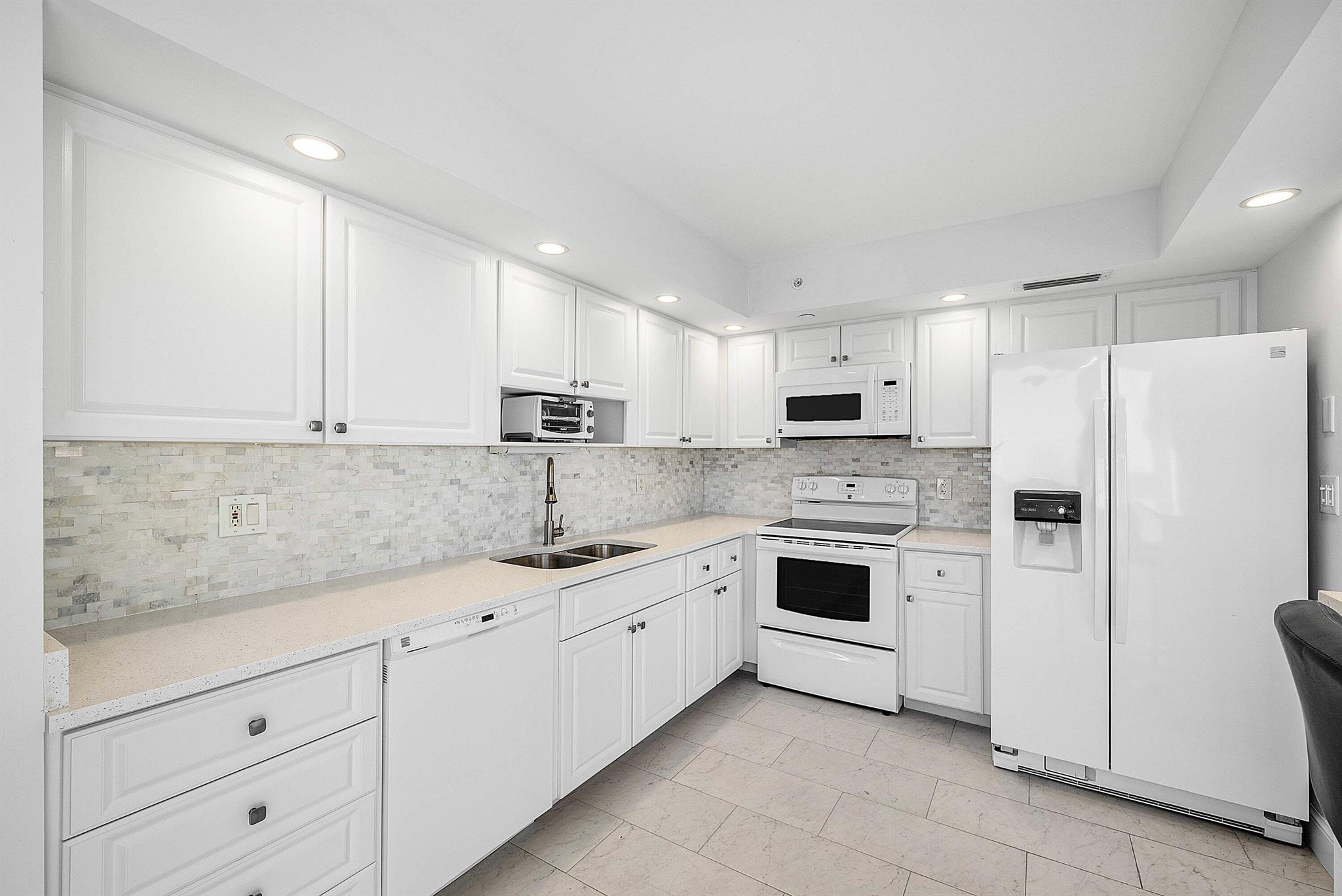 OCEAN PINES CONDO - Residential Lease