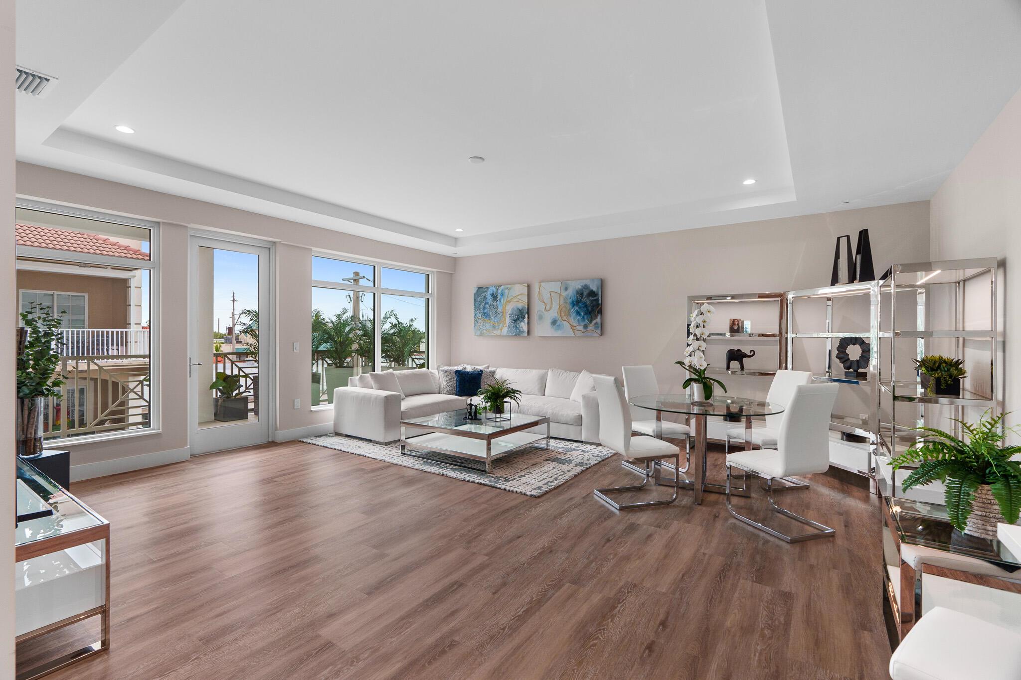 41 SW Seminole Street 310, Stuart, FL, 34994/$1,095,000 4 41 SW Seminole Street 310