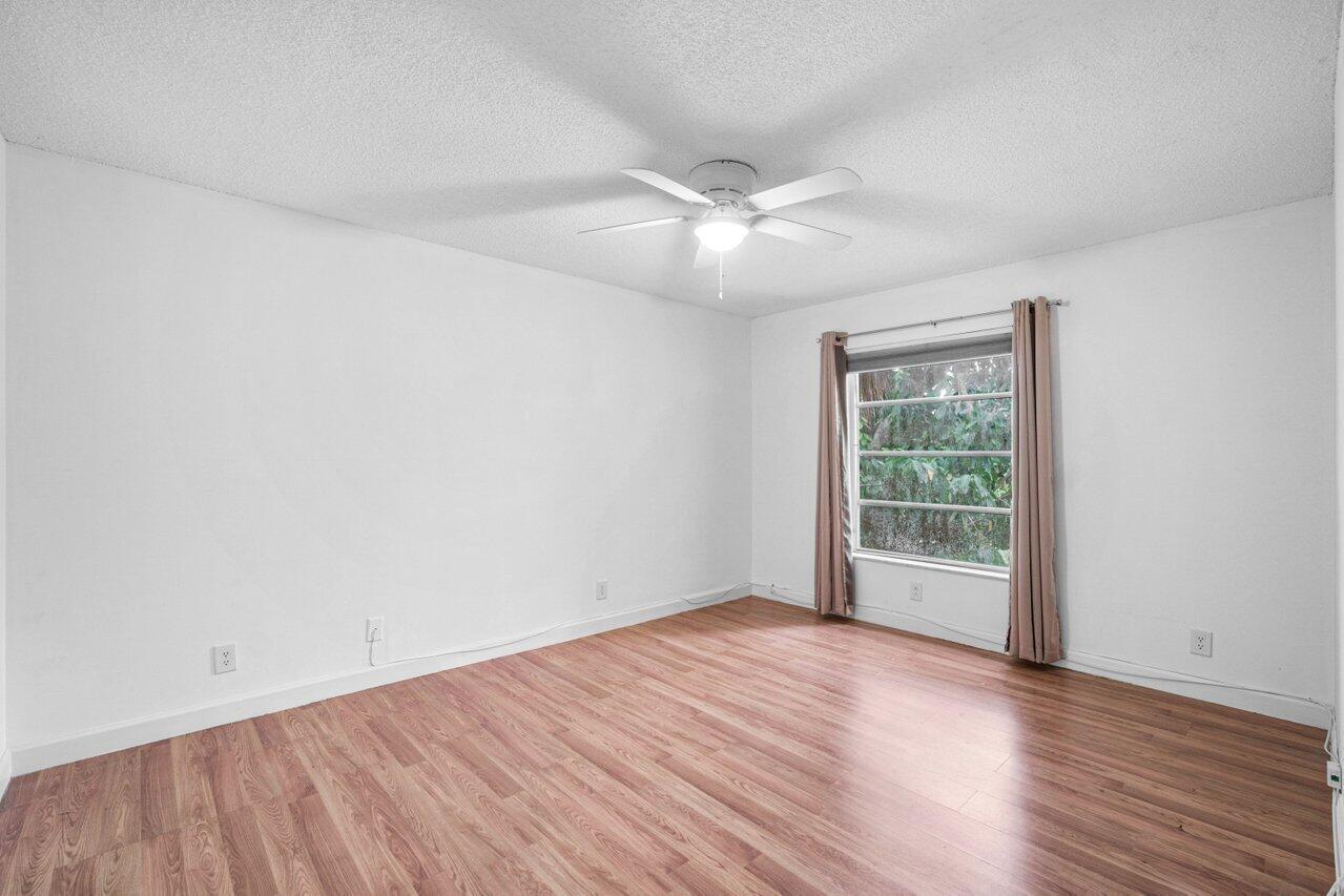450 NW 20th Street 2080