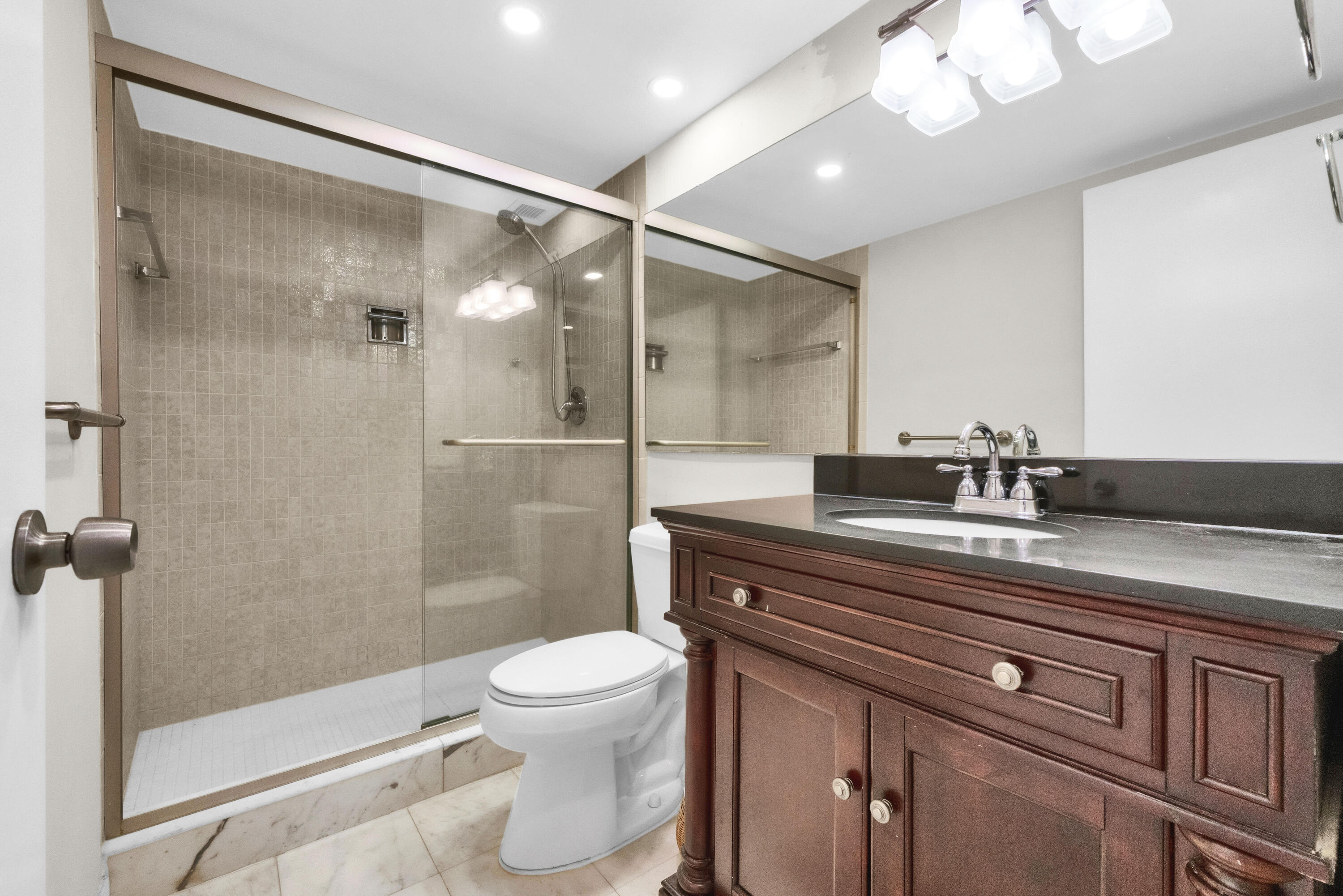 MARINE TOWER CONDO - Residential