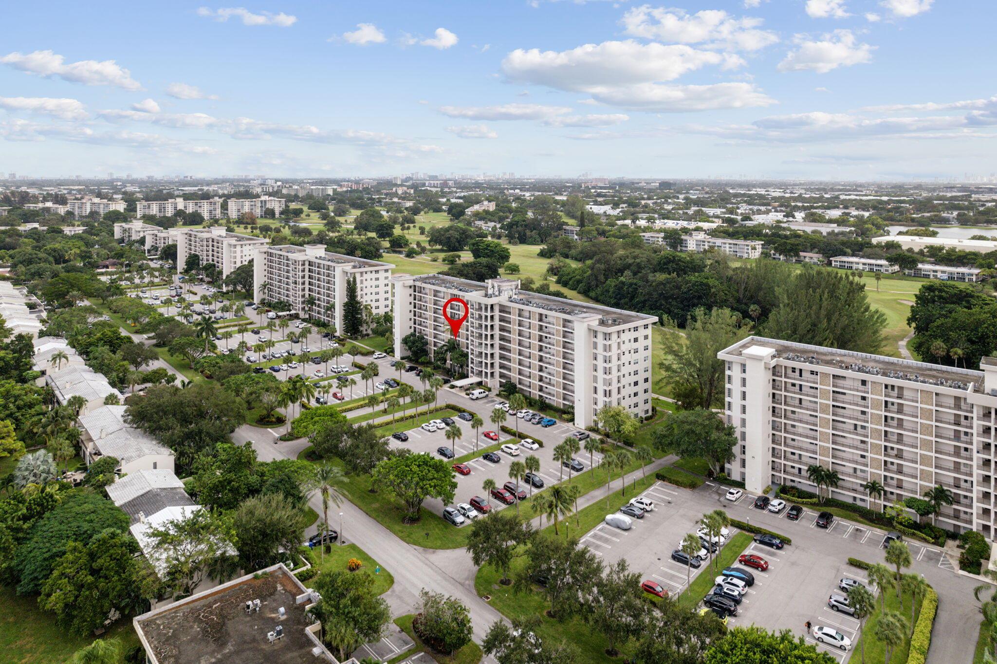 NO 10 PALM-AIRE COUNTRY C - Residential Lease