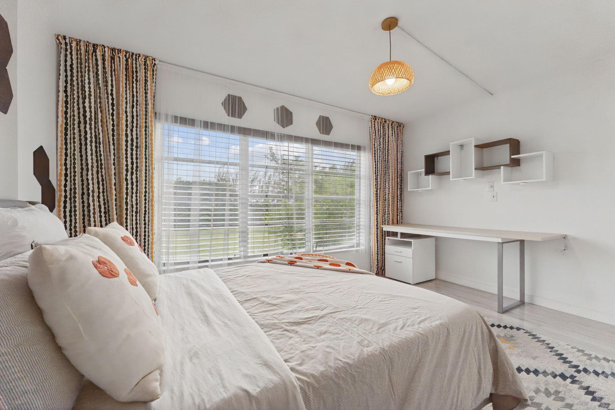 NO 10 PALM-AIRE COUNTRY C - Residential Lease