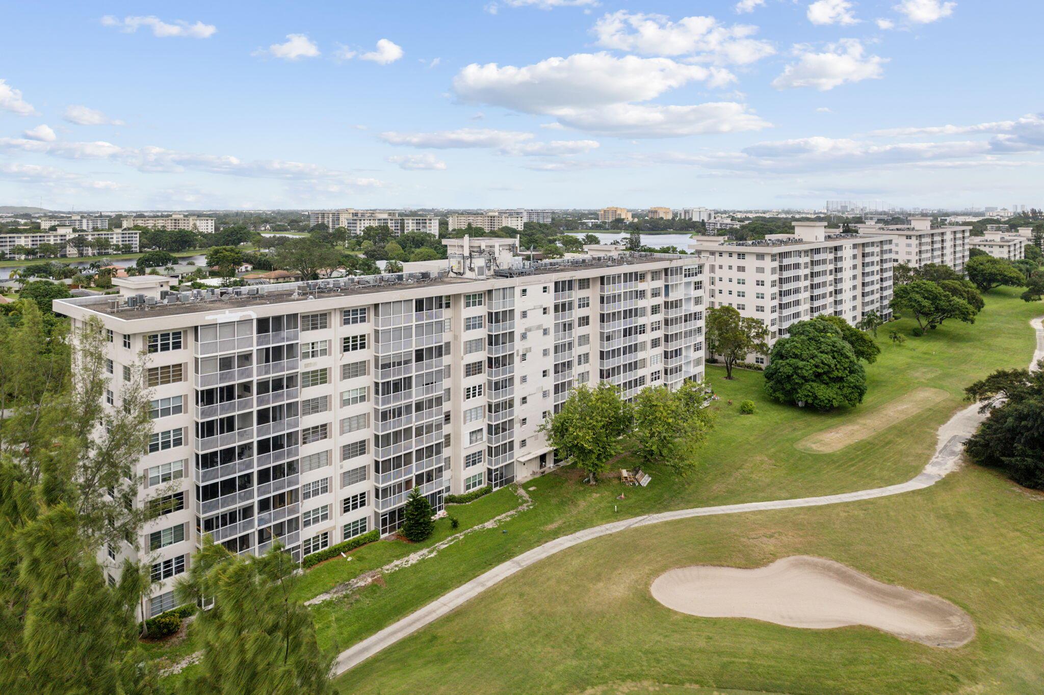 NO 10 PALM-AIRE COUNTRY C - Residential Lease