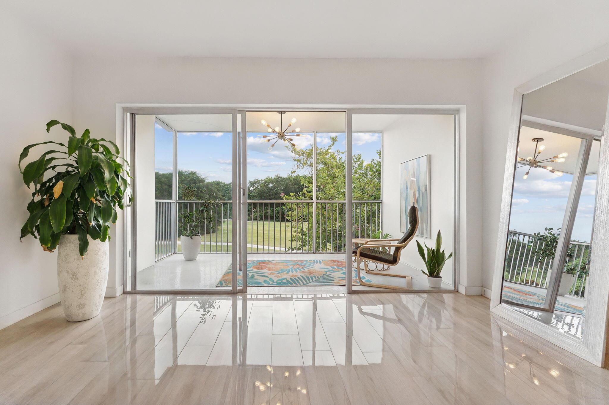 NO 10 PALM-AIRE COUNTRY C - Residential Lease