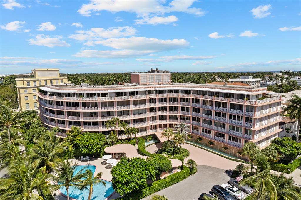 SOUTHLAKE CONDOMINIUM - Residential