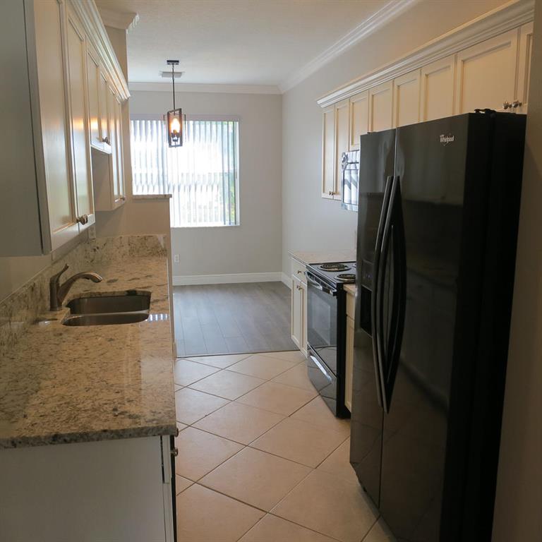 SEMINOLE ESTATES - Residential