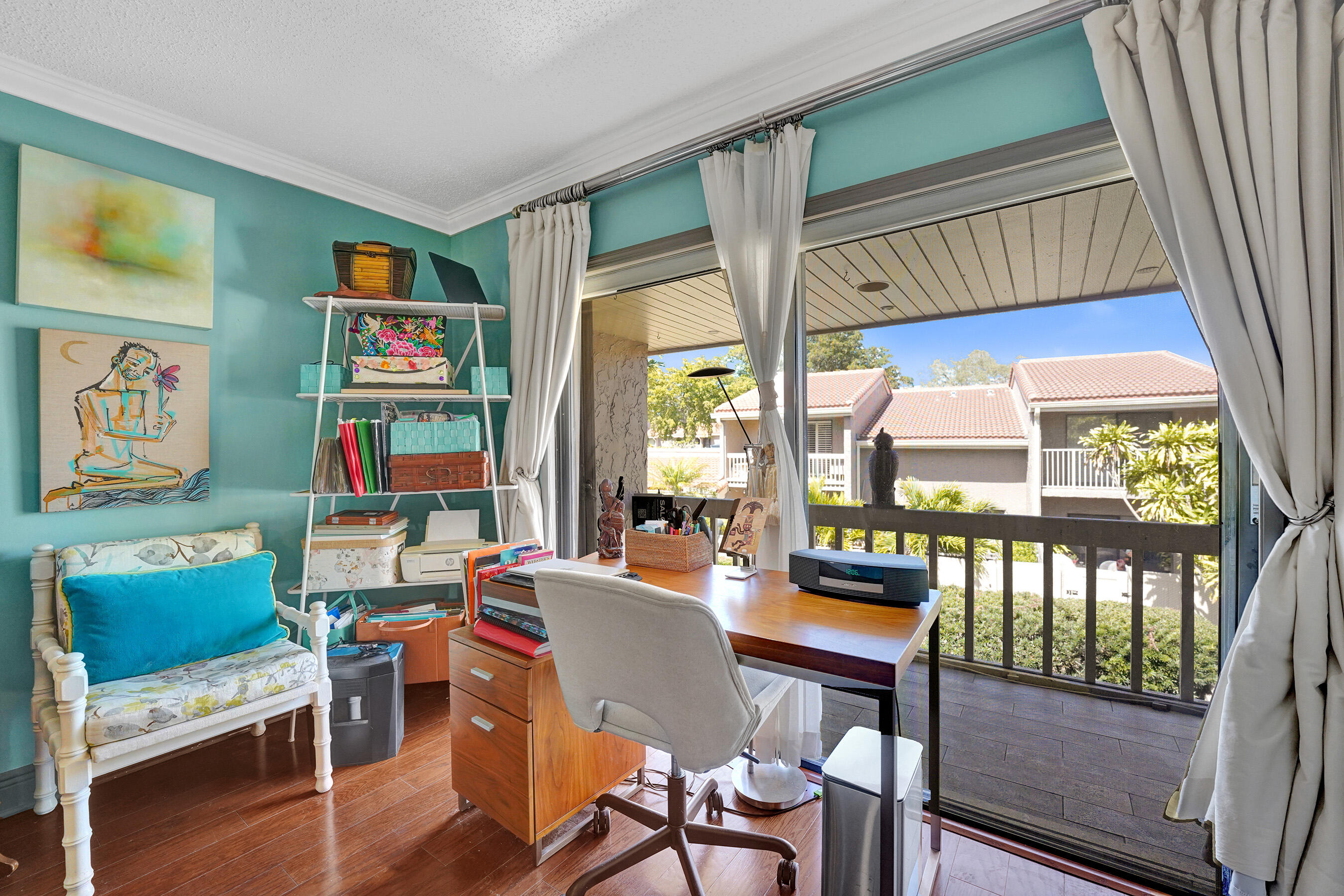 TOWNHOUSES OF EMERALD HILLS - Residential