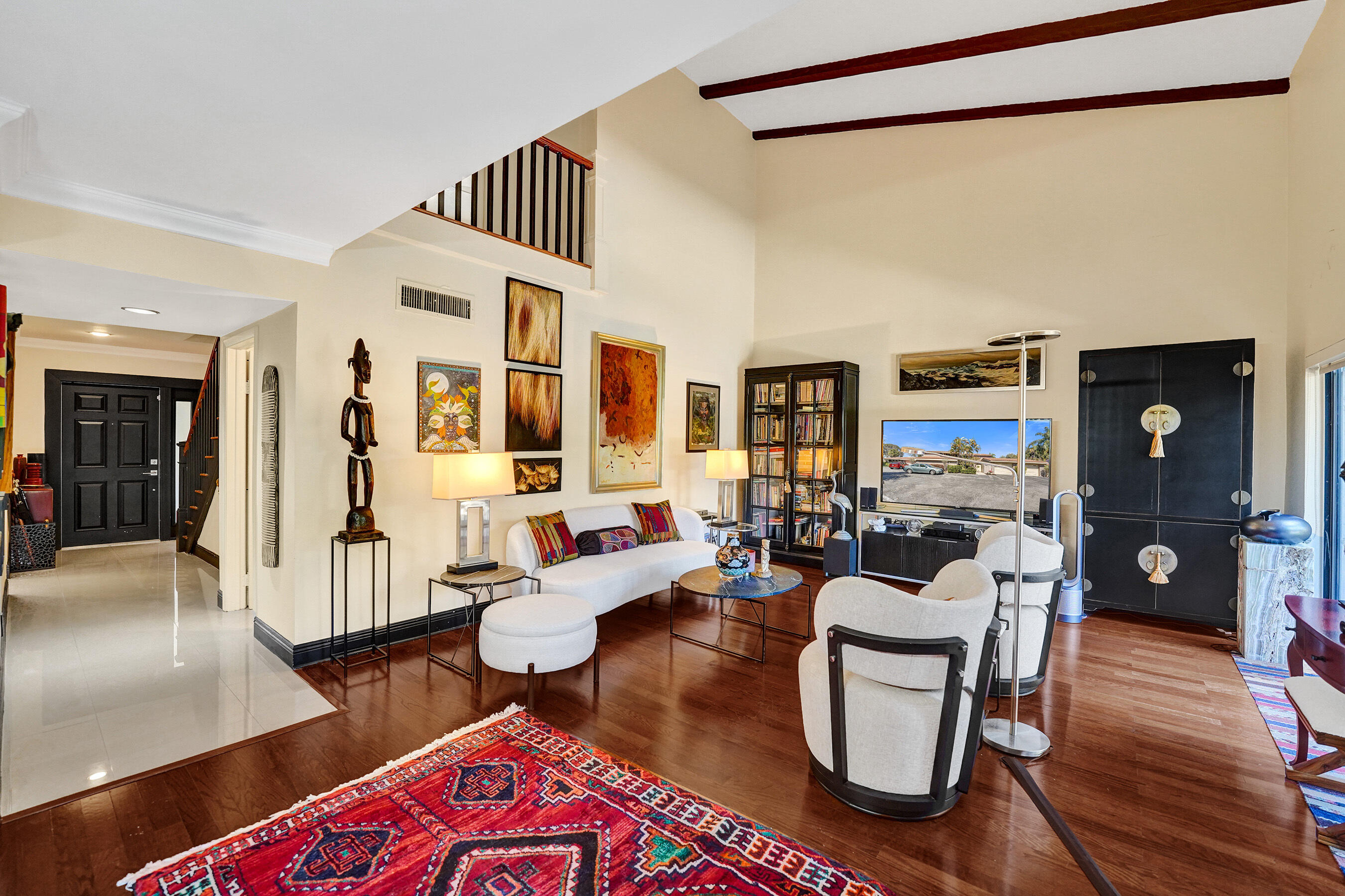 TOWNHOUSES OF EMERALD HILLS - Residential