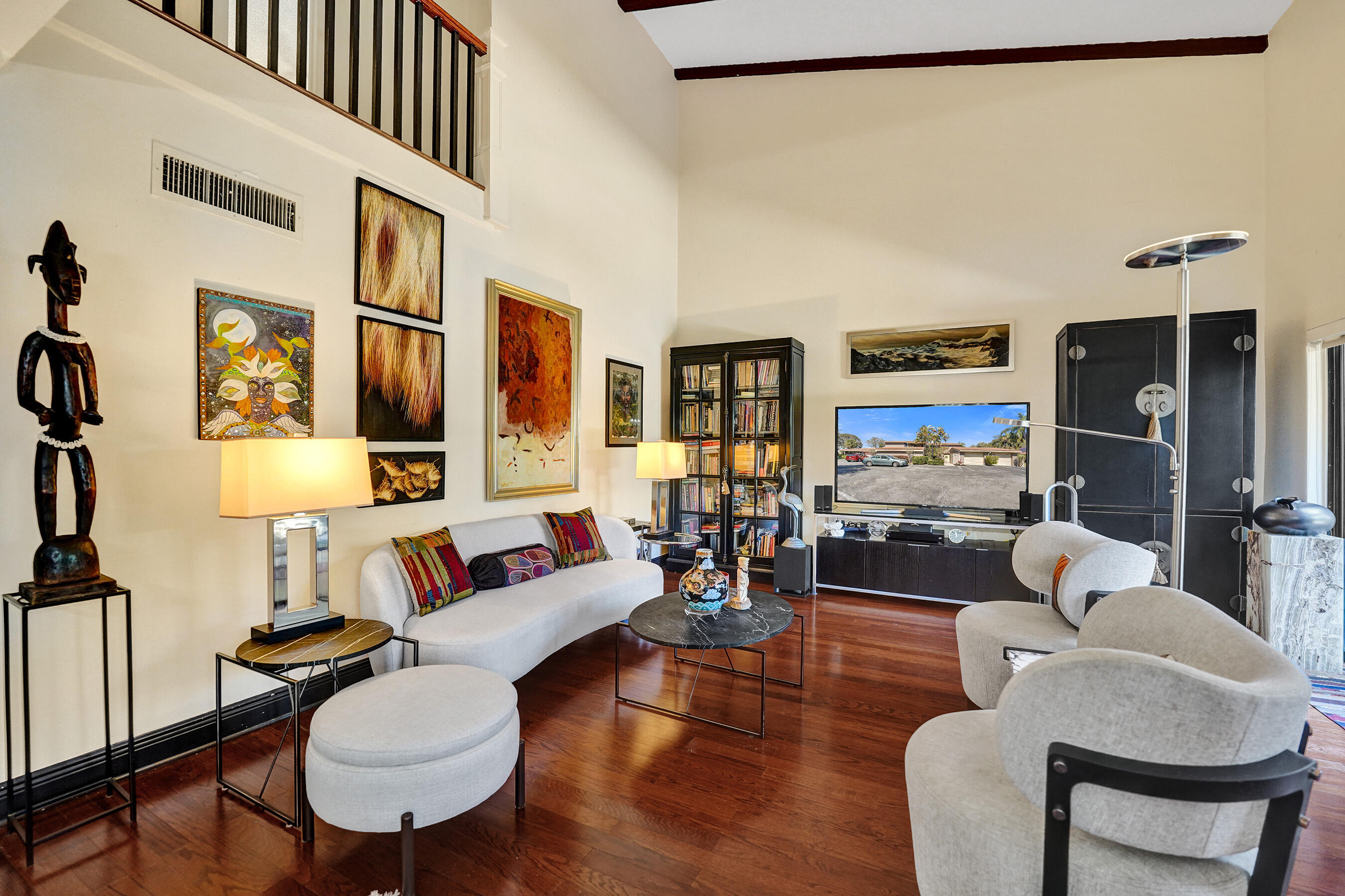 TOWNHOUSES OF EMERALD HILLS - Residential