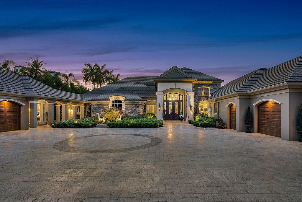 Photo of 376 Eagle Drive, Jupiter, FL 33477 (MLS # R10946206)