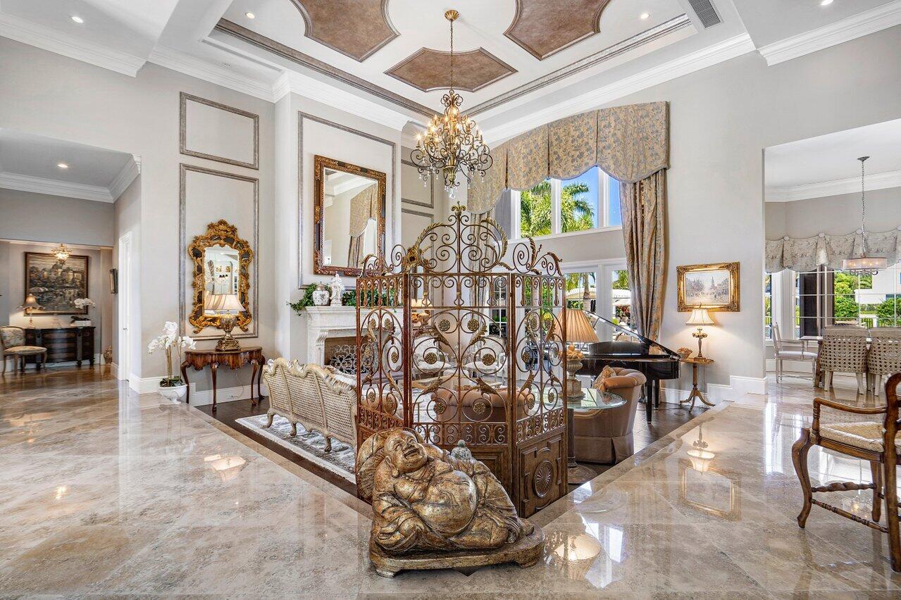 ADMIRALS COVE PAR E - Residential