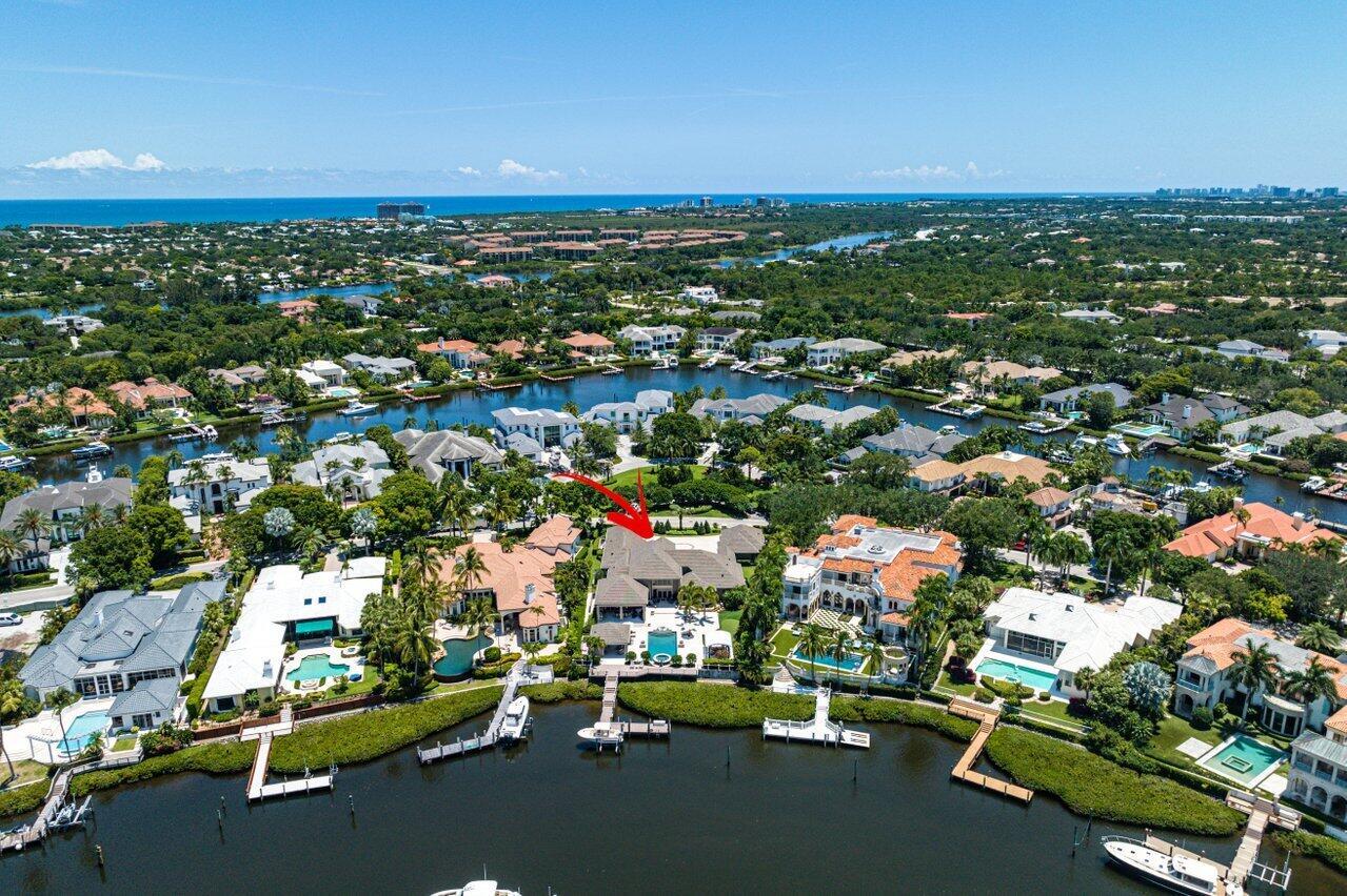 ADMIRALS COVE PAR E - Residential