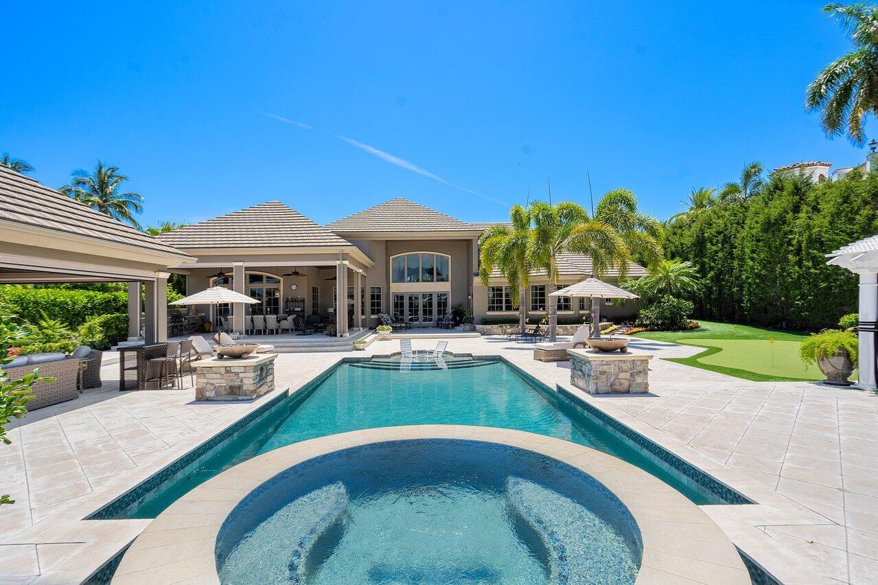 ADMIRALS COVE PAR E - Residential