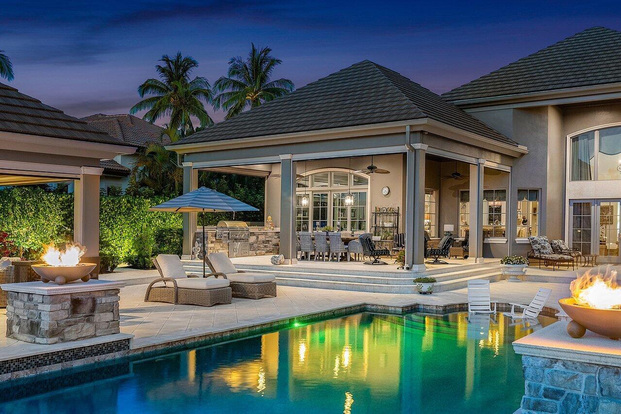 ADMIRALS COVE PAR E - Residential