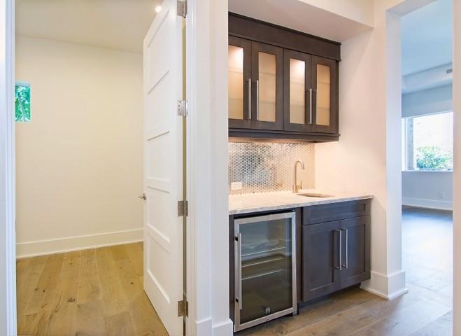 RIVERSIDE ON THE LOXAHATC - Residential