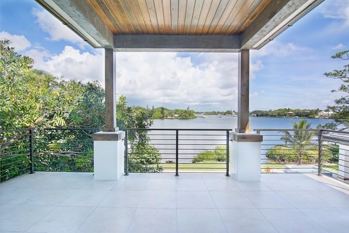 RIVERSIDE ON THE LOXAHATC - Residential