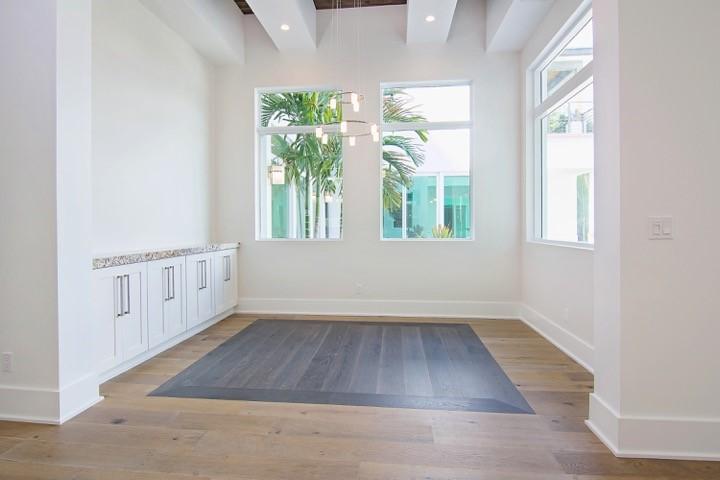 RIVERSIDE ON THE LOXAHATC - Residential