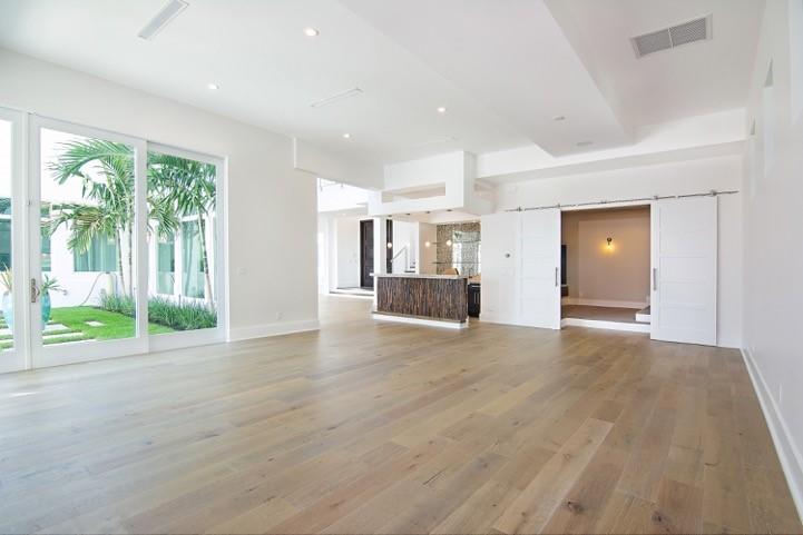 RIVERSIDE ON THE LOXAHATC - Residential