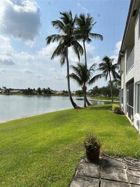 Townhouse in Lake Worth FL 7760 Stone Harbour Drive Dr 49.jpg