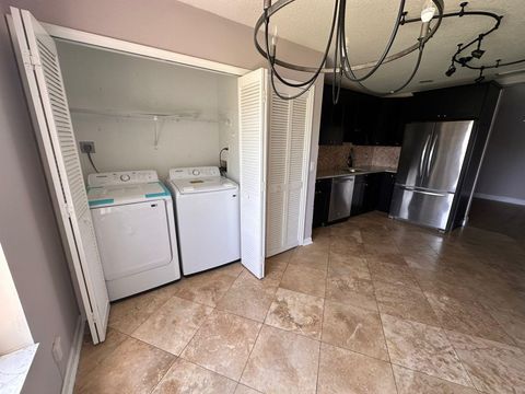 Townhouse in Lake Worth FL 7760 Stone Harbour Drive Dr 11.jpg
