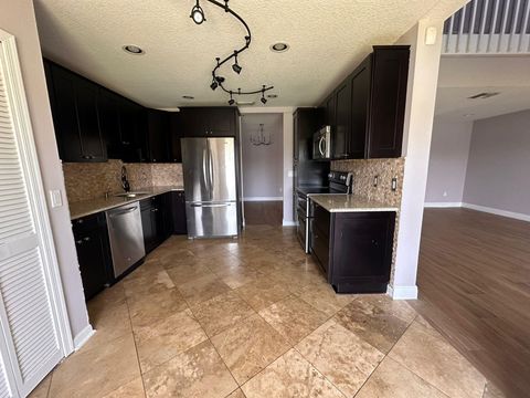 Townhouse in Lake Worth FL 7760 Stone Harbour Drive Dr 10.jpg