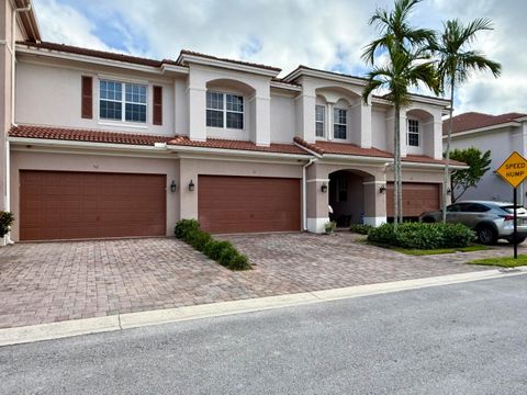 51 Lancaster Road Boynton Beach FL 33426