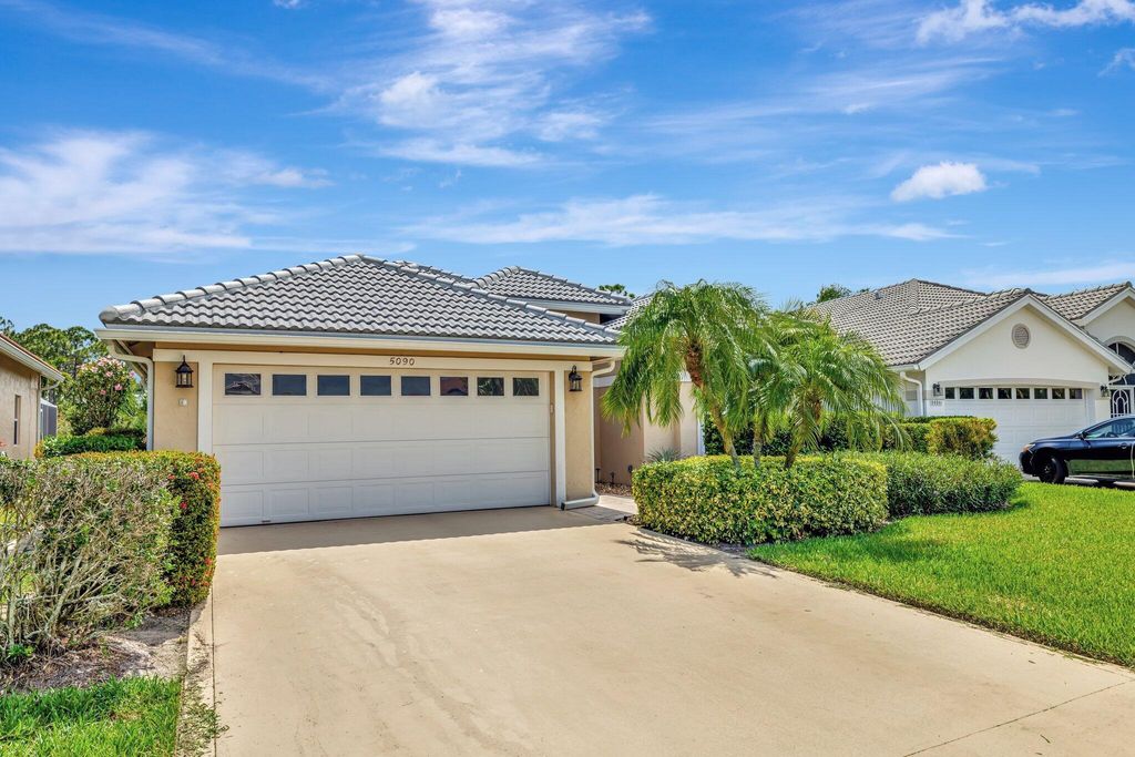 Photo of 5090 SE Devenwood Way, Stuart, FL 34997 (MLS # R11078727)