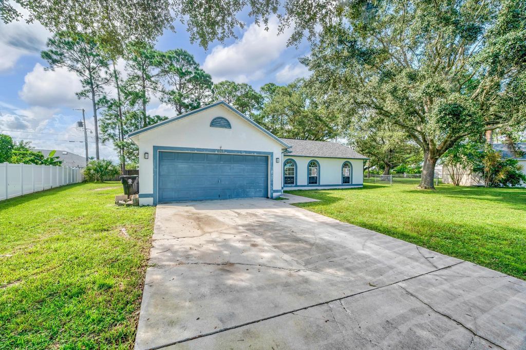Photo of 1800 SW Glenco Street, Port Saint Lucie, FL 34953 (MLS # R11020013)