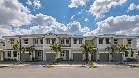 212 SW 171st Lane Pembroke Pines FL 33027