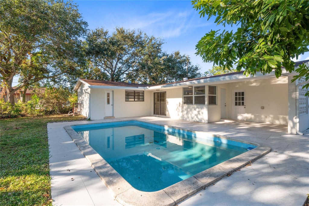 Photo of 2208 NW 63RD Avenue, Sunrise, FL 33313 (MLS # B26082547)