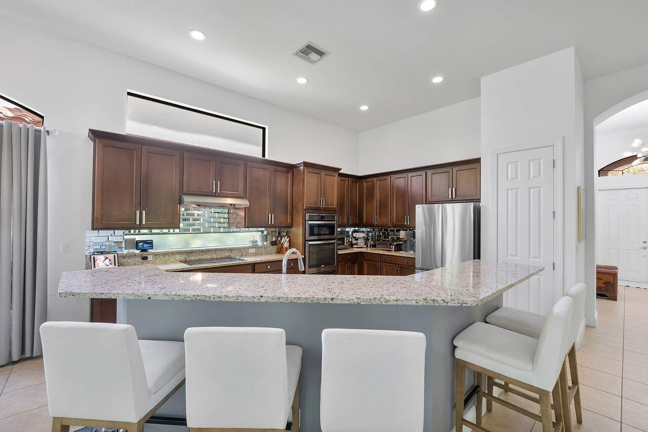 PARKLAND GOLF AND COUNTRY CLUB - Residential