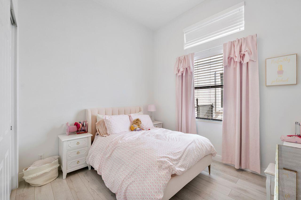 PARKLAND GOLF AND COUNTRY CLUB - Residential