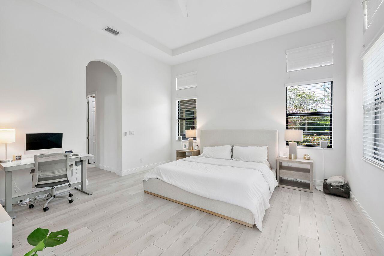 PARKLAND GOLF AND COUNTRY CLUB - Residential