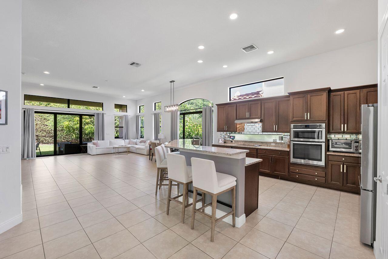 PARKLAND GOLF AND COUNTRY CLUB - Residential