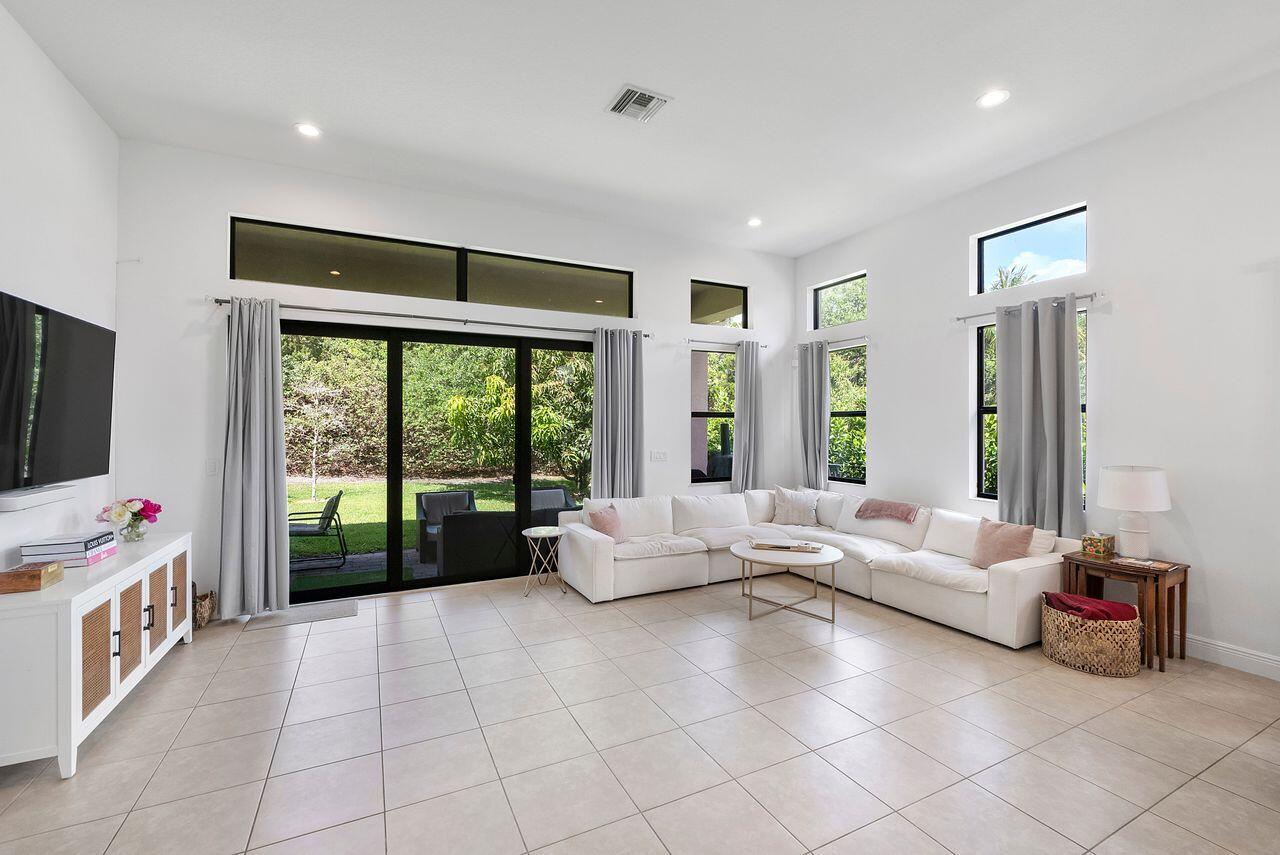 PARKLAND GOLF AND COUNTRY CLUB - Residential