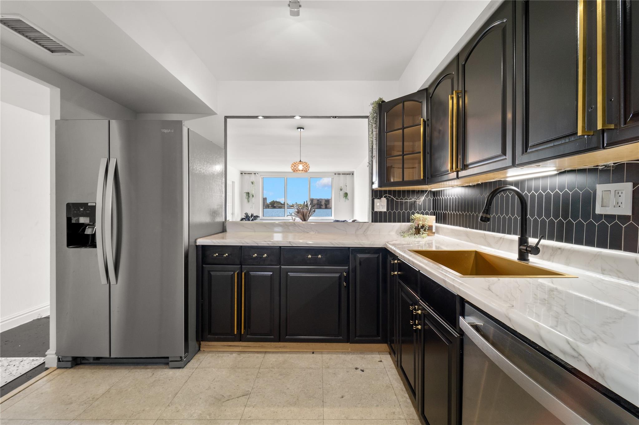 Riviera Condo - Residential