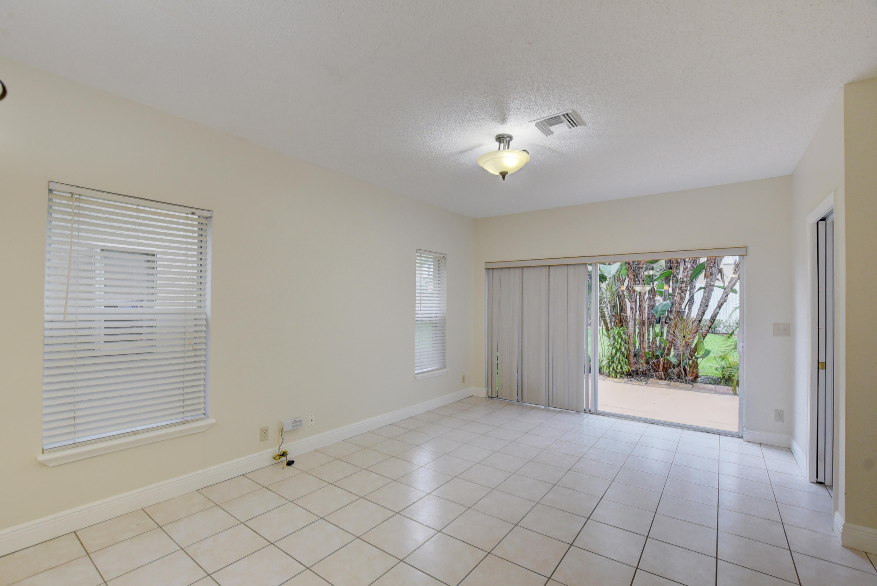 SMITHBROOKE - Residential