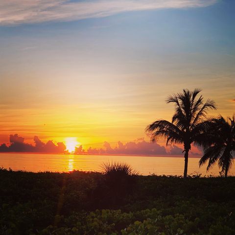 A home in Hutchinson Island