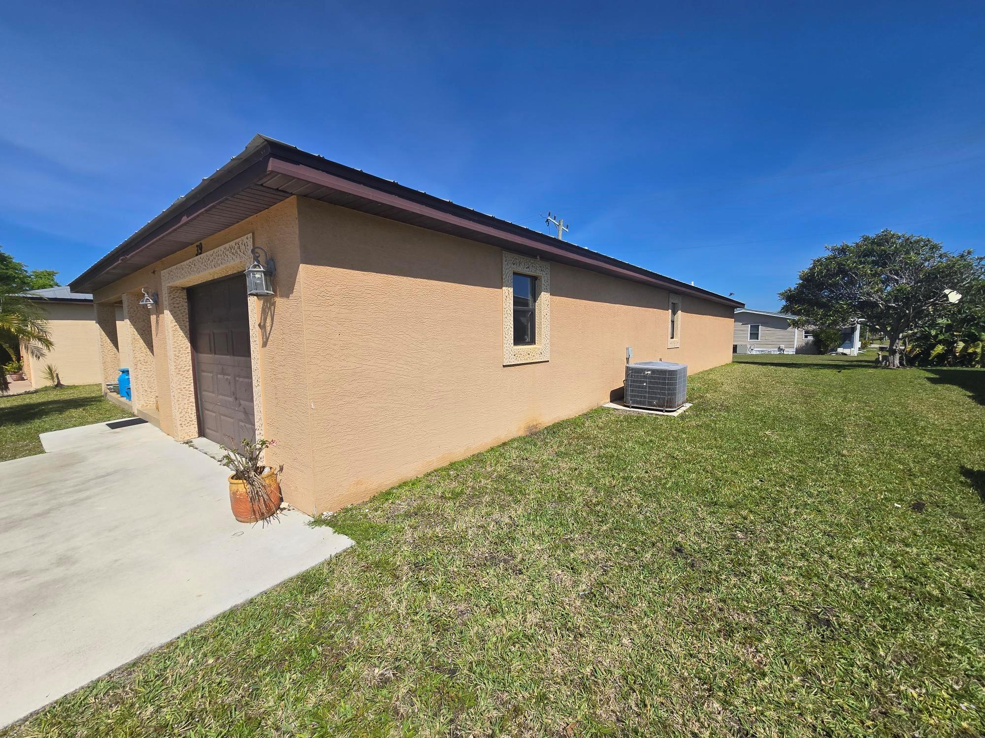 39 Ipanema Way, Fort Pierce, FL, 34951/$154,999 4 39 Ipanema Way
