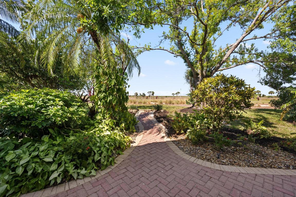 LAKEFIELD OF THE LANDINGS AT WELLINGTON 3B - Residential Lease