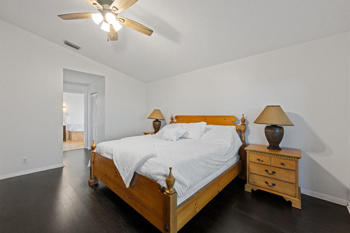 LAKEFIELD OF THE LANDINGS AT WELLINGTON 3B - Residential Lease