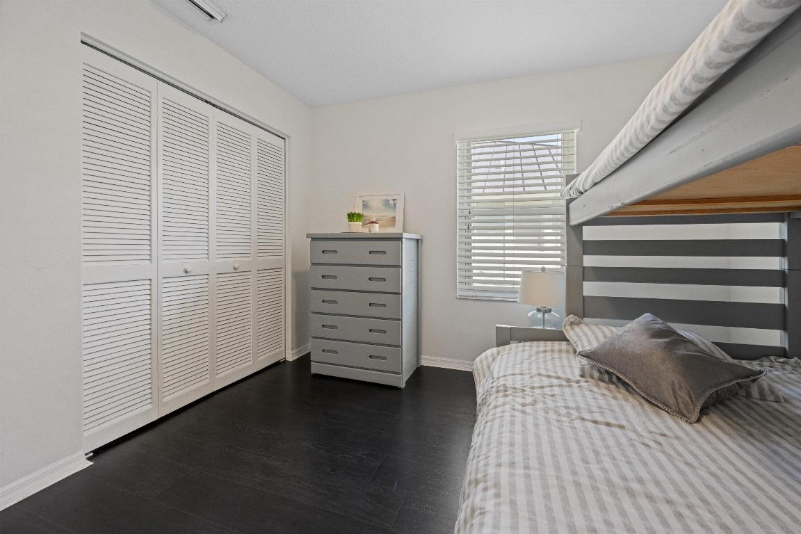 LAKEFIELD OF THE LANDINGS AT WELLINGTON 3B - Residential Lease