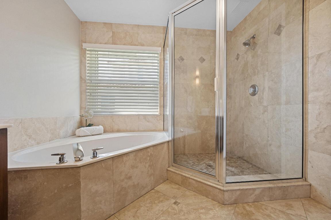 LAKEFIELD OF THE LANDINGS AT WELLINGTON 3B - Residential Lease