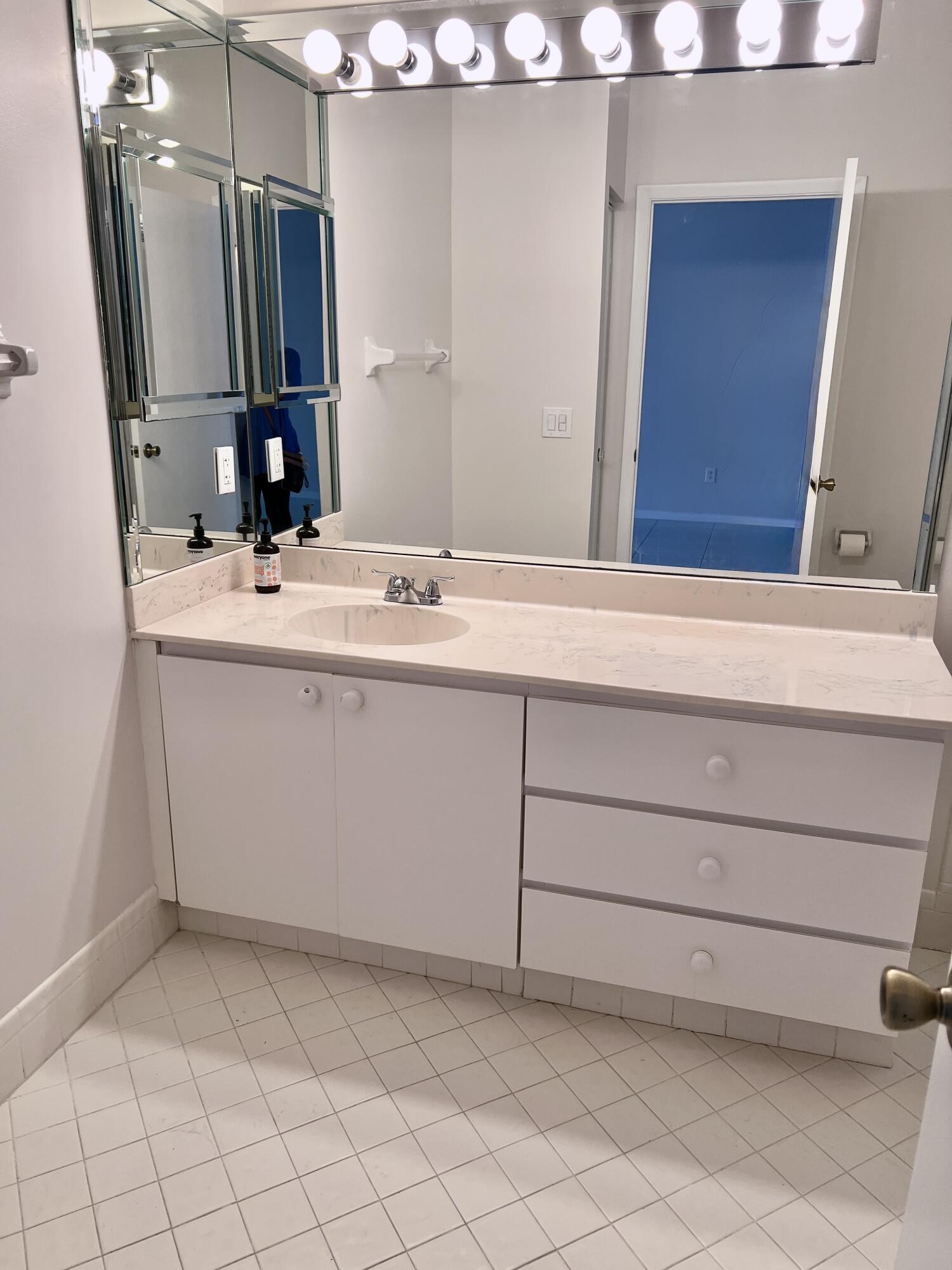 BELLAVISTA VILLAGE CONDO - Residential