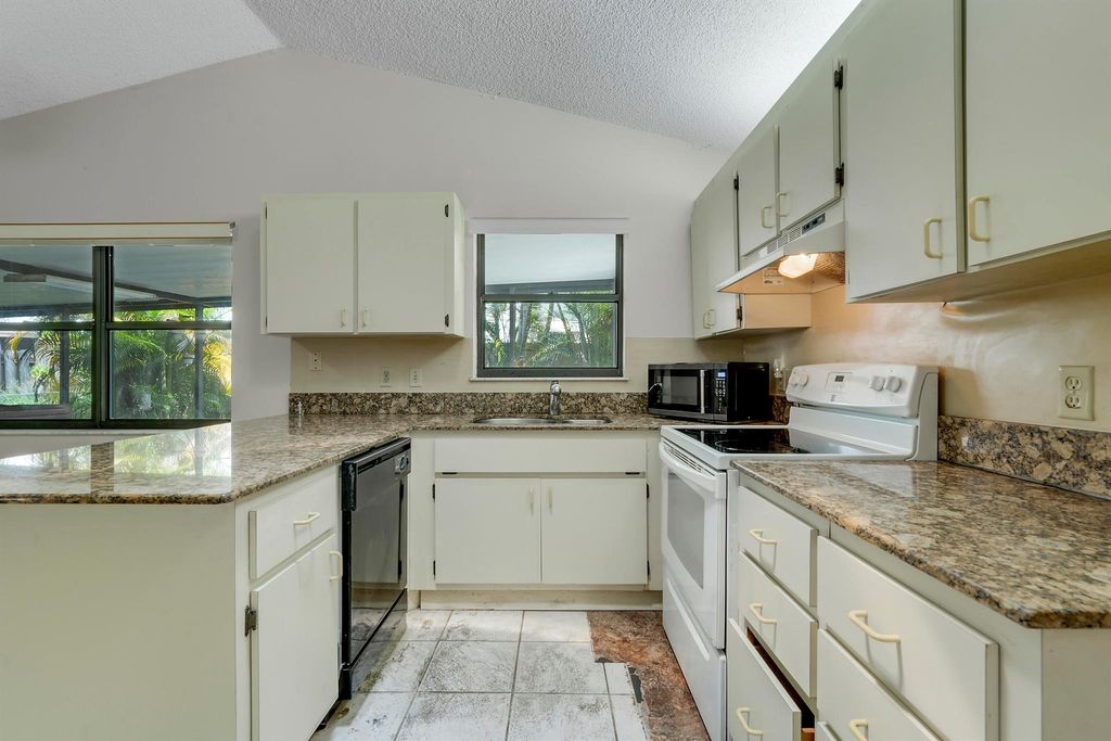 Photo of 4604 SE Geneva Drive, Stuart, FL 34997 (MLS # R11114675)