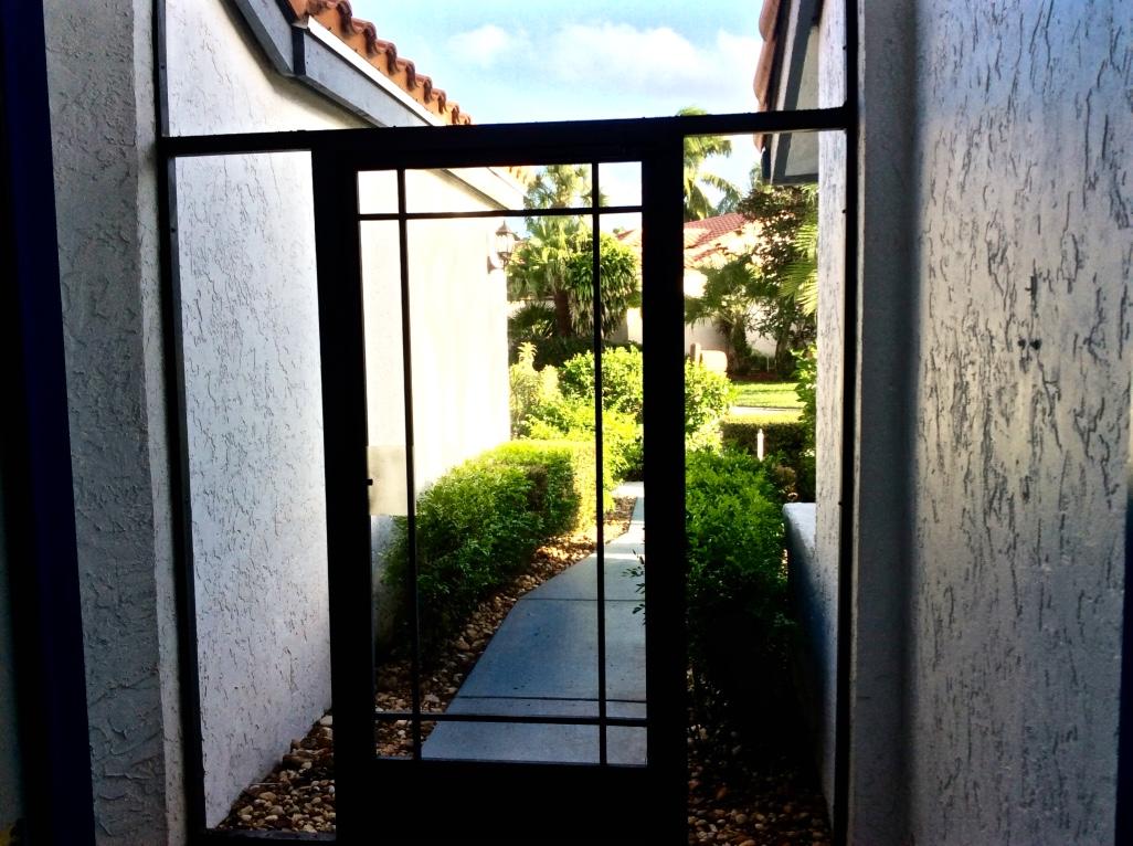 WINDWARD ISLE - Residential